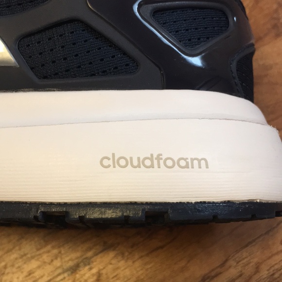 Adidas running shoes - Picture 4 of 5